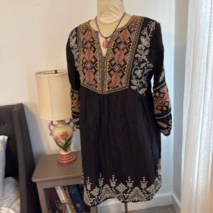 Johnny Was Black Top with White Embroidery